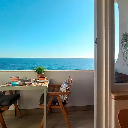 Great Sea View Apartmán *