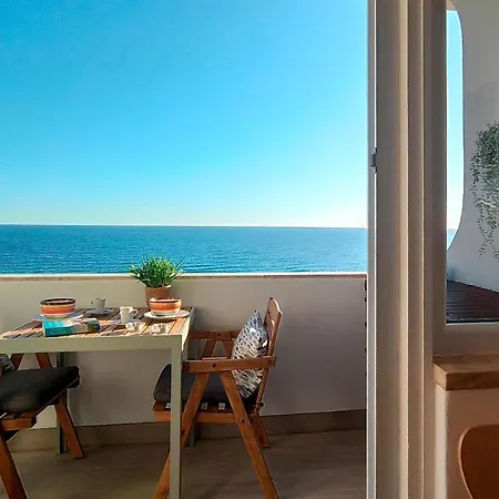 Great Sea View Apartment *